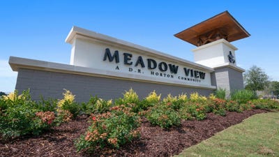 /international/us/2268-meadow-hill-ave-zachary-la-110100421622/