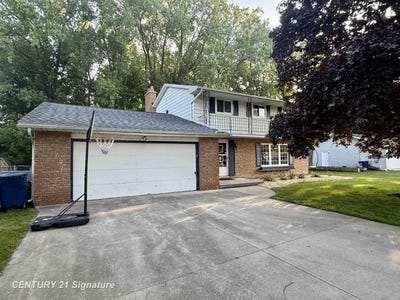 /international/us/7860-luann-street-saginaw-mi-110108343313/