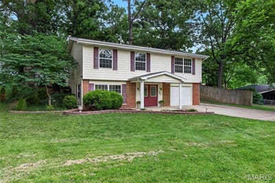 /international/us/711-montbrook-drive-o-fallon-mo-110109056859/