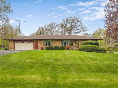 /international/us/632-hickory-court-lake-summerset-il-110107719884/