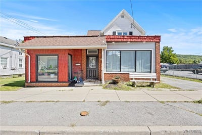 /international/us/248-s-main-street-warsaw-ny-110102224762/