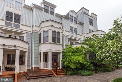 /international/us/2058-oakland-street-arlington-va-110108438201/