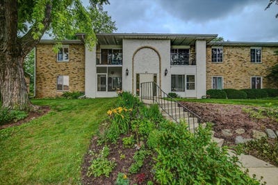 /international/us/41-golf-course-road-madison-wi-110107841082/