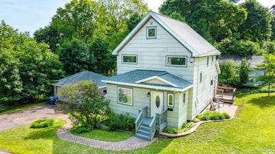 /international/us/305-emerald-houghton-mi-110100100185/