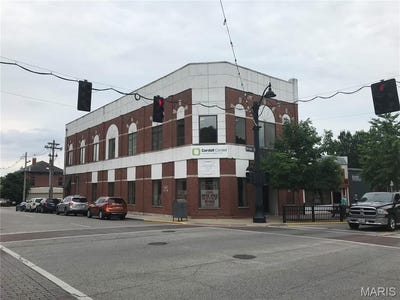 /international/us/100-w-main-street-belleville-al-110108480565/