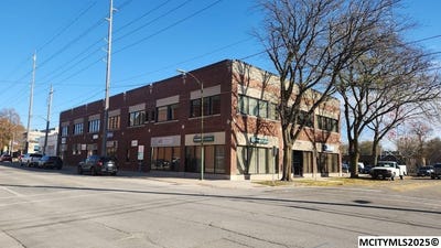 /international/us/202-1st-se-151-mason-city-ia-110103483841/