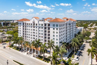 /international/us/233-s-federal-highway-boca-raton-fl-110119957852/