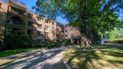 /international/us/1101-midland-avenue-bronxville-ny-110109529141/