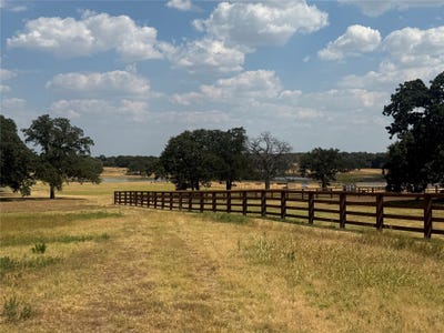 /international/us/831-porter-road-bartonville-tx-110110297863/