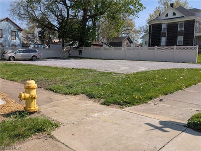 /international/us/3rd-street-salem-oh-110107735965/