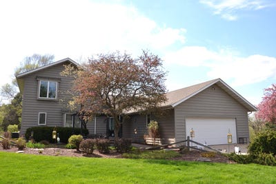 /international/us/s79w29037-frog-alley-rd-mukwonago-wi-110107720508/