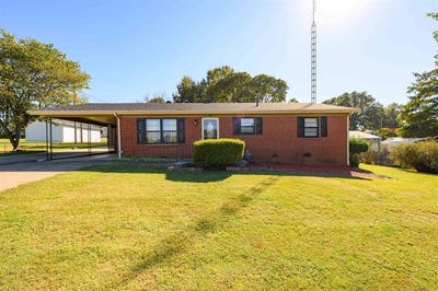 /international/us/709-hicks-avenue-livermore-ky-110120412225/