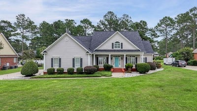 /international/us/146-hank-drive-leesburg-ga-110108628458/