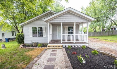 /international/us/6-s-martin-street-salem-mo-110108218923/