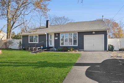 /international/us/3107-chestnut-avenue-medford-ny-110103707856/