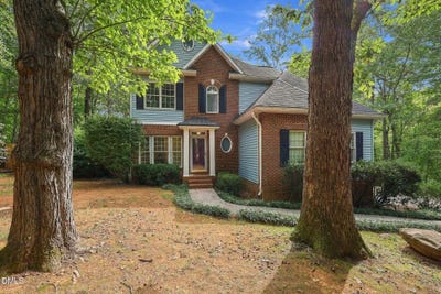 /international/us/2202-running-pine-court-hillsborough-nc-110120512608/