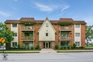 /international/us/6655-172nd-street-tinley-park-il-110108335530/