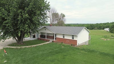 /international/us/8430-county-road-349-new-bloomfield-mo-110108931811/