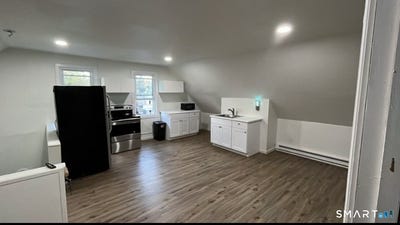 /international/us/10-rowe-street-new-haven-ct-110108608522/