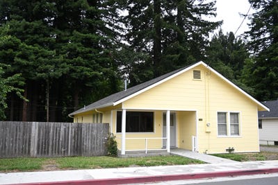 /international/us/743-williams-street-scotia-ca-110109037061/