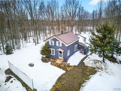 /international/us/94-perry-road-pennellville-ny-110106259693/
