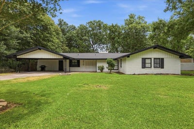 /international/us/210-greenwood-beaumont-tx-110108959084/
