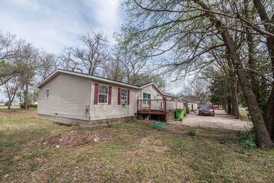/international/us/532-w-1st-st-cherryvale-ks-110106981762/