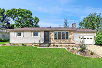 /international/us/108-n-franklin-street-verona-wi-110108349314/
