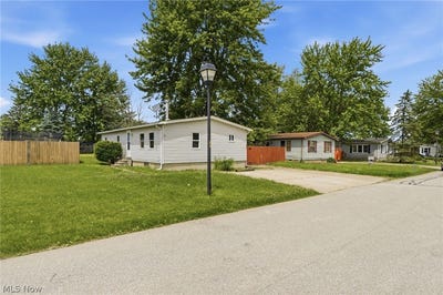/international/us/490-arabian-court-lagrange-oh-110108542637/