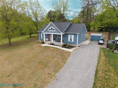 /international/us/92-meadow-lane-middlesex-va-110107927982/