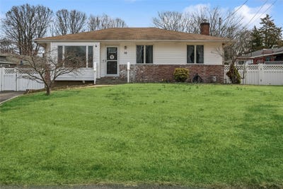 /international/us/10-bass-court-huntington-ny-110098752523/
