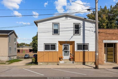 /international/us/108-e-rock-river-street-theresa-wi-110120414251/