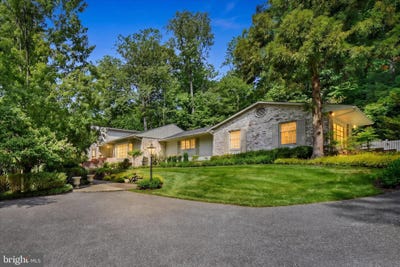 /international/us/11-caveswood-lane-owings-mills-md-110108424173/