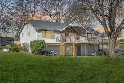 /international/us/150-yacht-club-circle-altamont-mo-110107027336/
