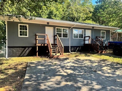 /international/us/710-corey-place-dalton-ga-110107536153/