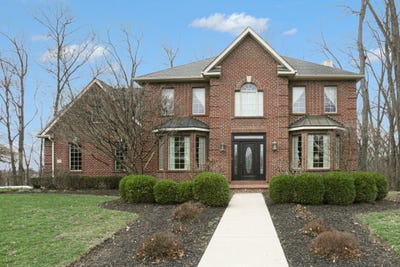 /international/us/1917-nichole-circle-lancaster-oh-110106324199/