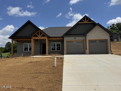/international/us/938-daybreak-crest-jonesborough-tn-110099668994/