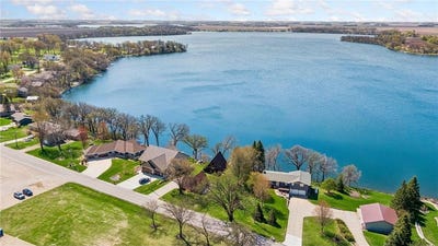 /international/us/55077-county-road-38-boon-lake-twp-mn-110107869106/