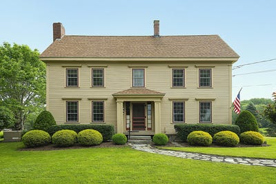 /international/us/29-town-hall-road-edgecomb-me-110108815121/