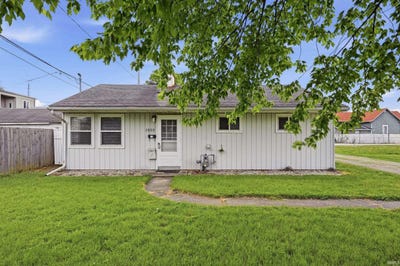 /international/us/1605-w-main-street-muncie-in-110107785571/