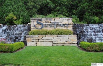 /international/us/3330-s-226th-circle-omaha-ne-110102563351/