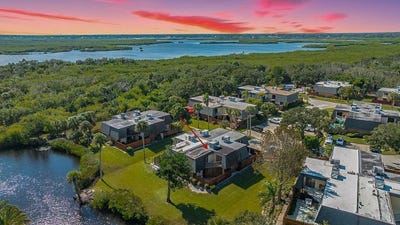 /international/us/113-cedar-dunes-drive-new-smyrna-beach-fl-110108613705/