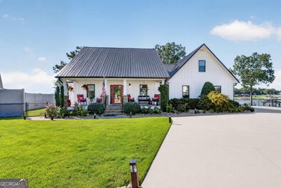 /international/us/3465-river-pointe-drive-cedar-bluff-al-110110266222/