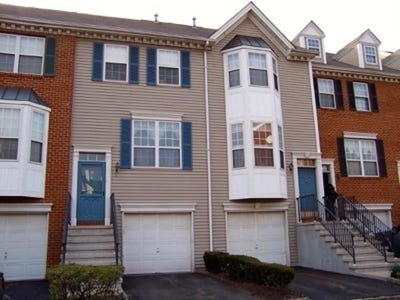 /international/us/19-willow-st-jersey-city-nj-110120019923/