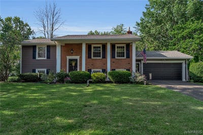 /international/us/480-brookshire-road-youngstown-ny-110119374984/