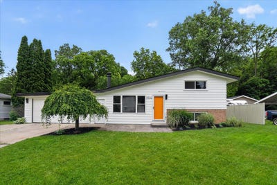 /international/us/5802-montebello-avenue-haslett-mi-110109005406/