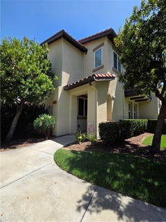/international/us/175-martindale-way-glendora-ca-110108331757/