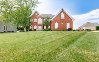 /international/us/4604-morgan-place-blvd-la-grange-ky-110107870758/