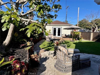 /international/us/427-n-maria-avenue-redondo-beach-ca-110108552636/