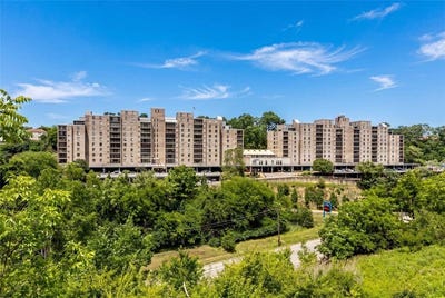 /international/us/2160-greentree-rd-pittsburgh-pa-110108933754/